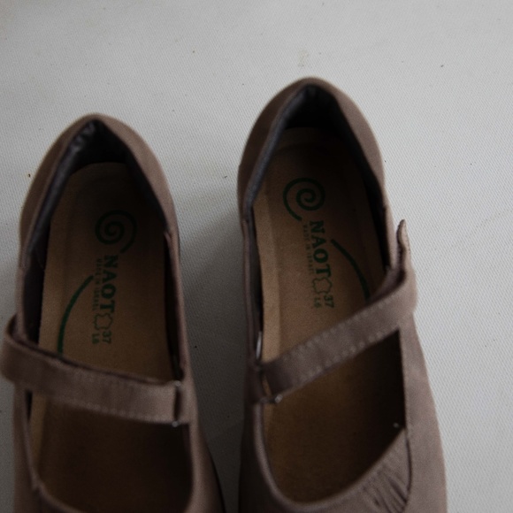 NAOT Taramoa Shiitake Nubuk  Size 37 - Size 6 - Picture 7 of 8